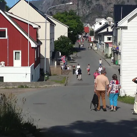 Gammelfileten Brygge * Henningsvær